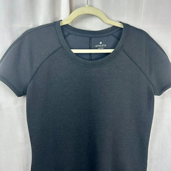 Athleta Fuse Tee Thermal Training Shirt, Size XS, Short Sleeves, Black - Picture 3 of 6